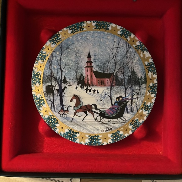 P. Buckley Moss ornamental art with display easel set of 2 - Picture 3 of 14